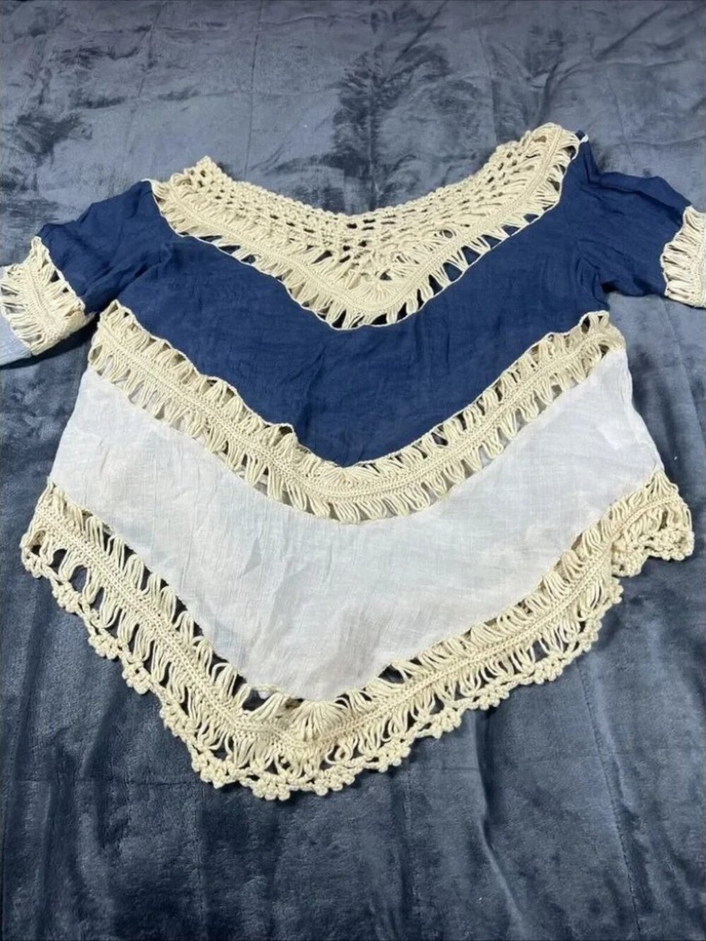 Umgee Sz S Pullover Boho Top 3/4 Sleeves Crochet Blue Tie Dye EUC! - Picture 2 of 10
